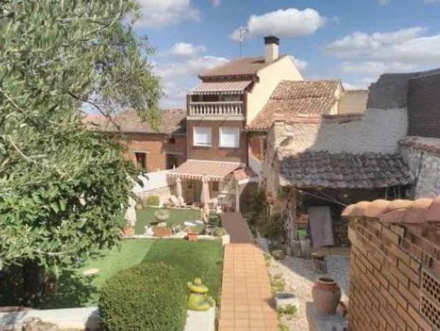 Chalet en venta en Fuentelcésped, Castilla y León