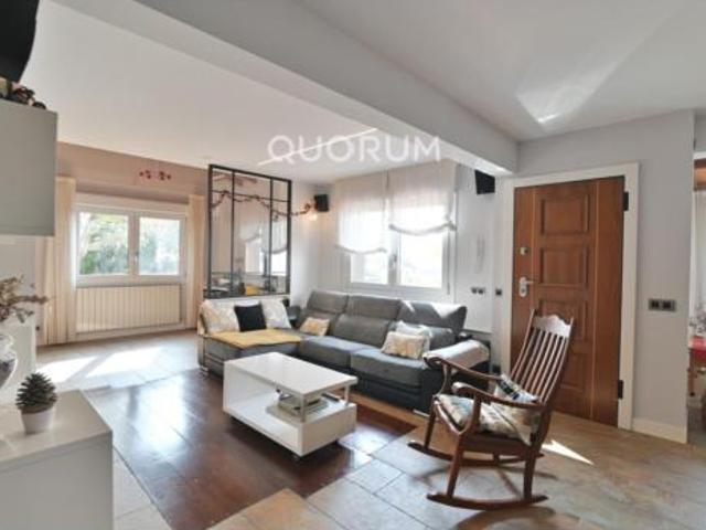 Chalet en venta en Olabarrieta, Galdakao