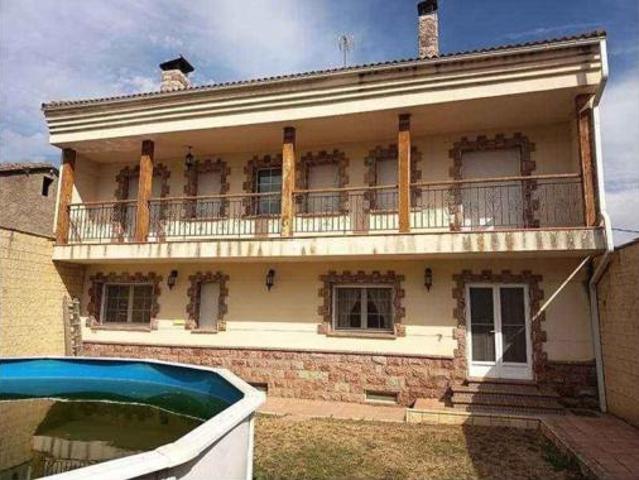 Chalet en venta en Gradefes, Castilla y León