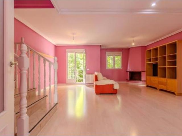Chalet en venta en Los Manantiales, Guadalajara