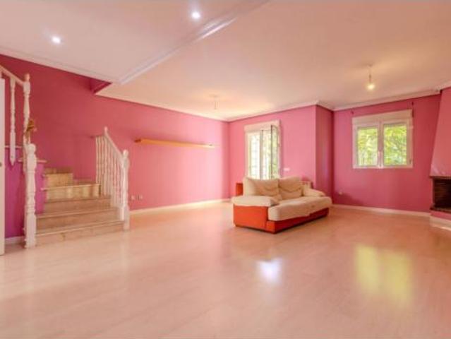 Chalet en venta en Los Manantiales, Guadalajara