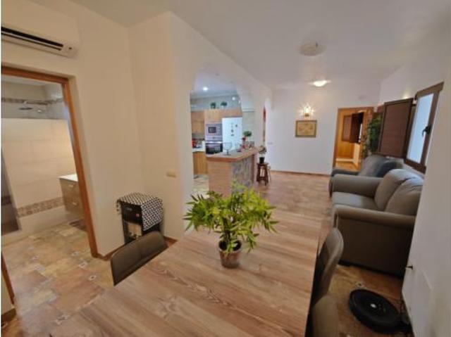 Chalet en venta en Guaro, Málaga