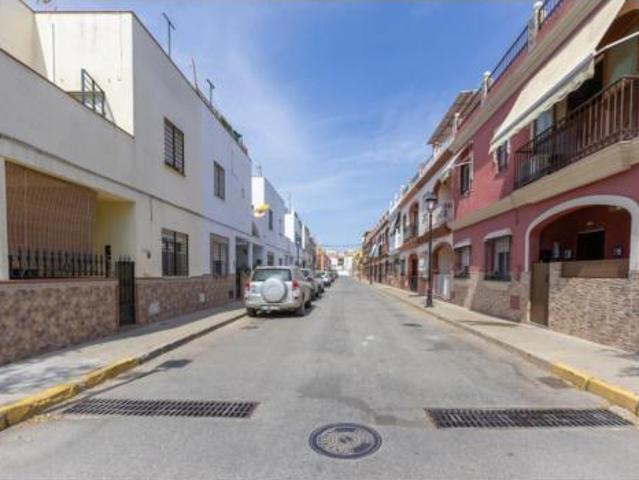 Chalet en venta en Guillena, Andalucía
