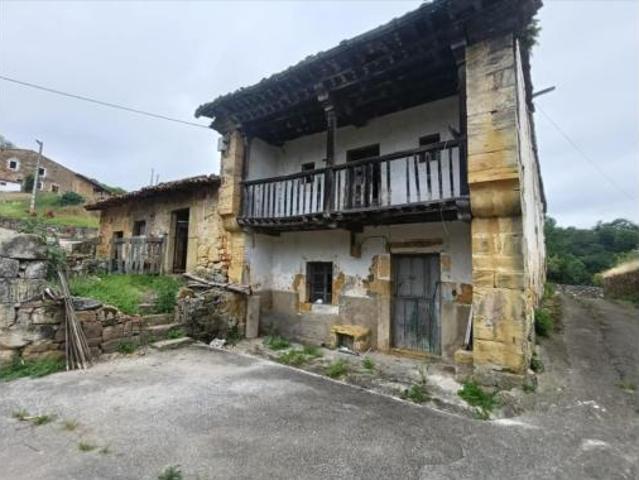 Chalet en venta en Herrerías, Cantabria