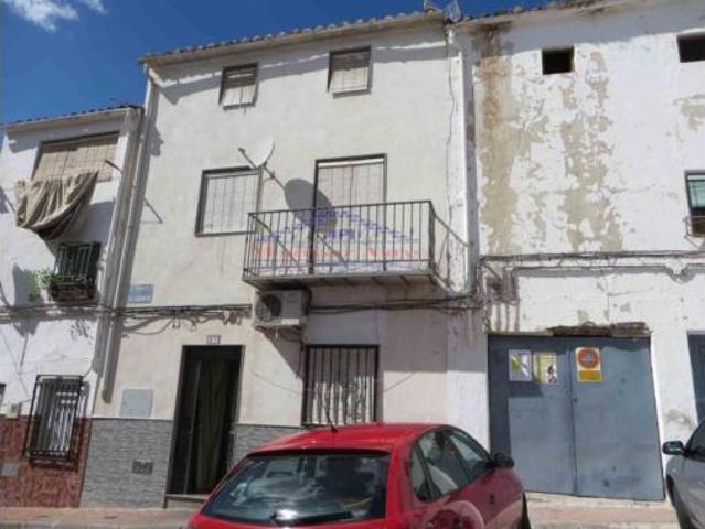 Chalet en venta en Huelma, Andalucía