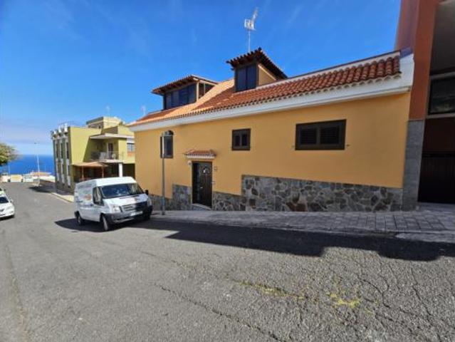 Villa en venta en Tenerife, Las Granaderas