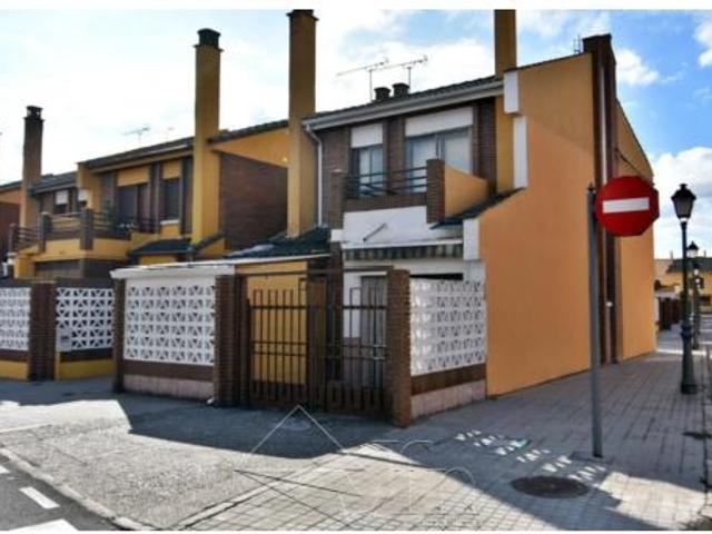 Chalet en venta en Íscar, Castilla y León