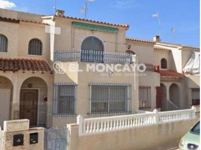 Chalet en venta en Jacarilla, Valencia