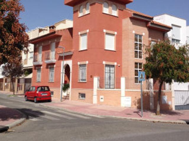 Casa en venta en Puente Tablas, Jaén