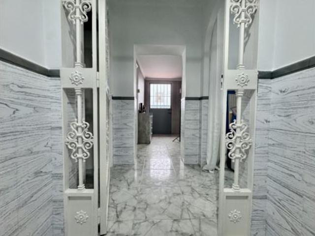 Chalet en venta en La Rinconada, Andalucía