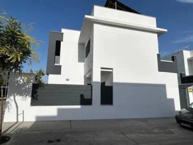 Chalet en venta en La Rinconada, Andalucía