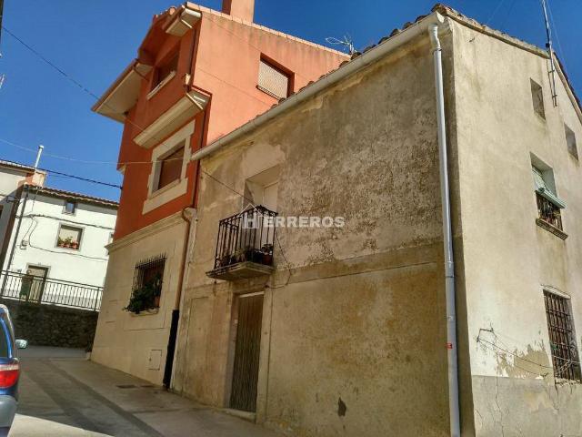Casa en venta en Ocón, La Rioja
