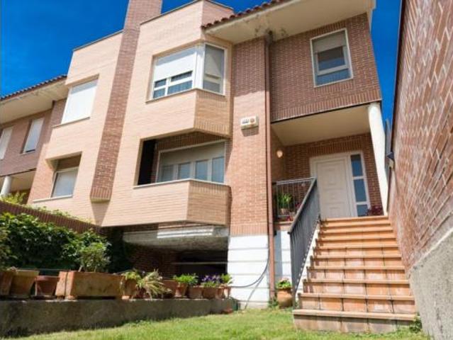 Chalet en venta en Laguna De Duero, Castilla y León