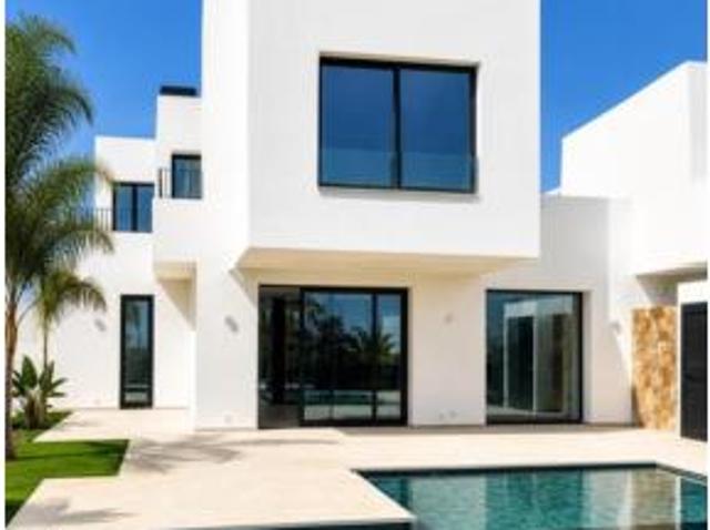Chalet en venta en Urbanització Escandinàvia, la Marina Baixa