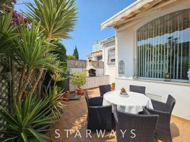 Chalet en venta en Pla Parcial Platja, la Marina Baixa