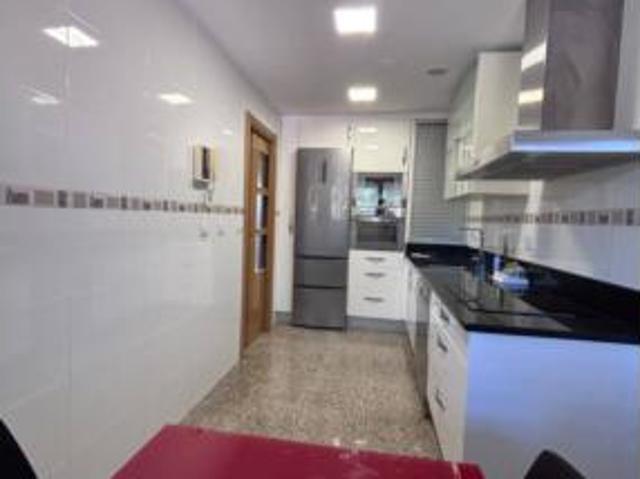 Chalet en venta en Villapatro, Lardero