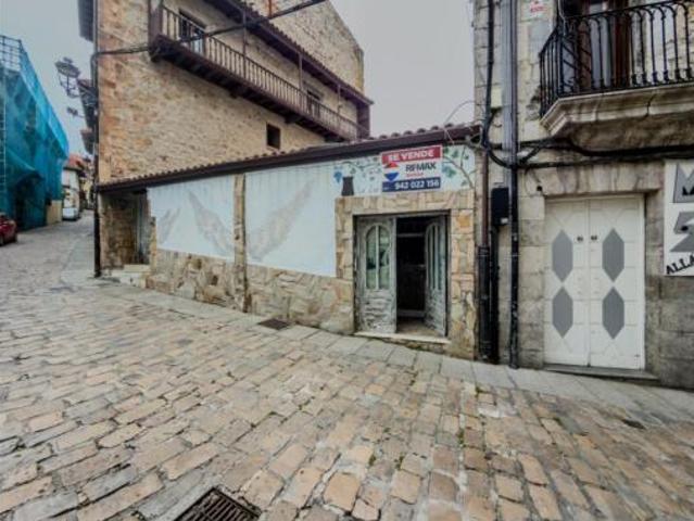 Chalet en venta en Laredo