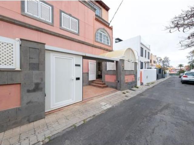 Chalet en venta en Escaleritas, Gran Canaria