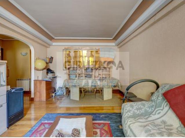 Chalet en venta en Lasarte-oria, Guipúzcoa