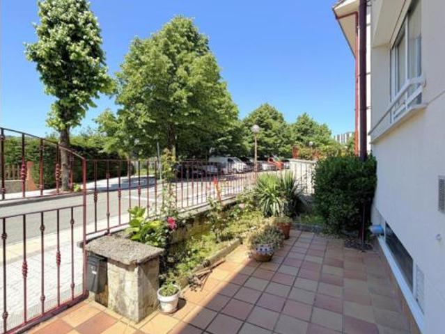 Chalet en venta en Lasarte-oria, Guipúzcoa