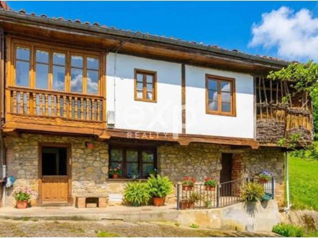 Chalet en venta en Laviana, Asturias