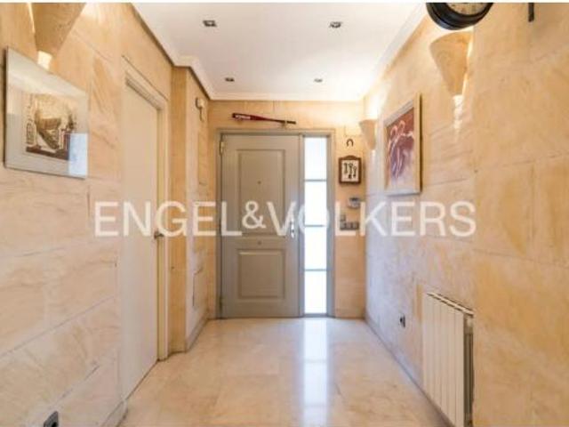 Chalet en venta en Arroyo Culebro, Leganés