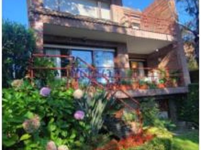 Chalet en venta en Ondiz, Leioa