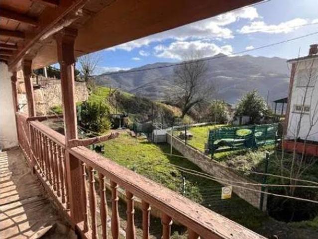 Chalet en venta en Lena, Asturias