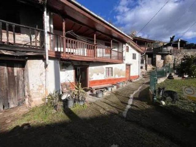 Chalet en venta en Lena, Asturias