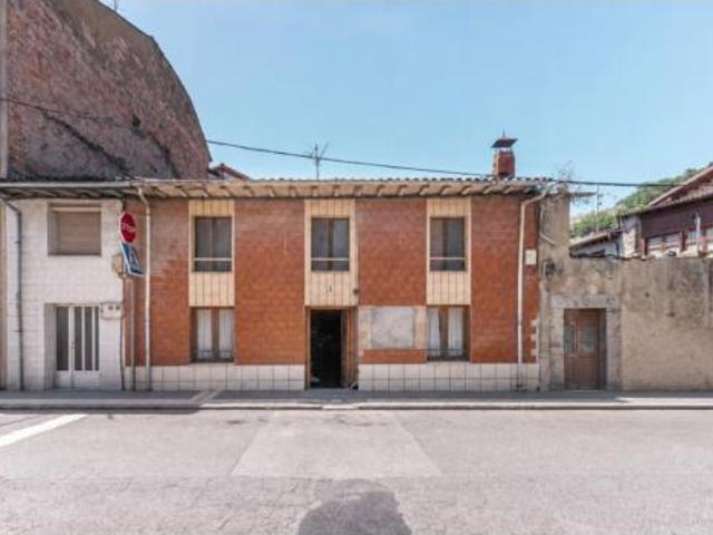 Chalet en venta en Lena, Asturias