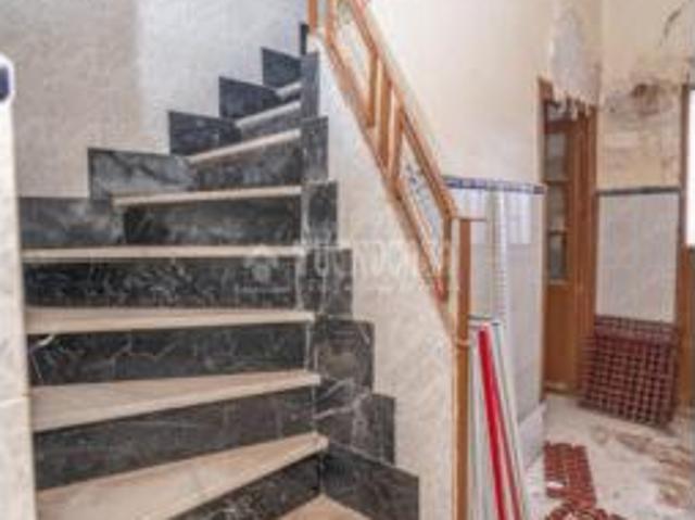 Chalet en venta en Linares, Andalucía