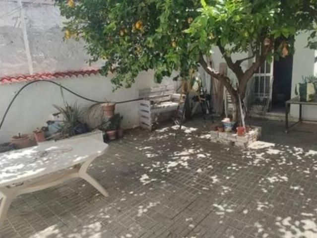 Villa en venta en Linares
