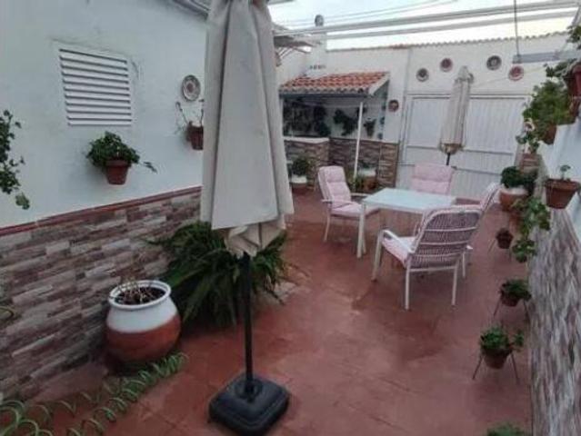 Chalet en venta en Linares, Andalucía