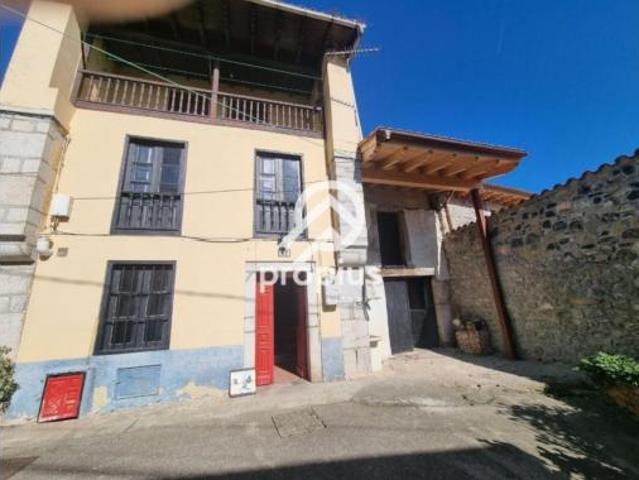Chalet en venta en Cue, Llanes