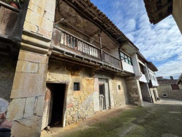 Chalet en venta en Cue, Llanes