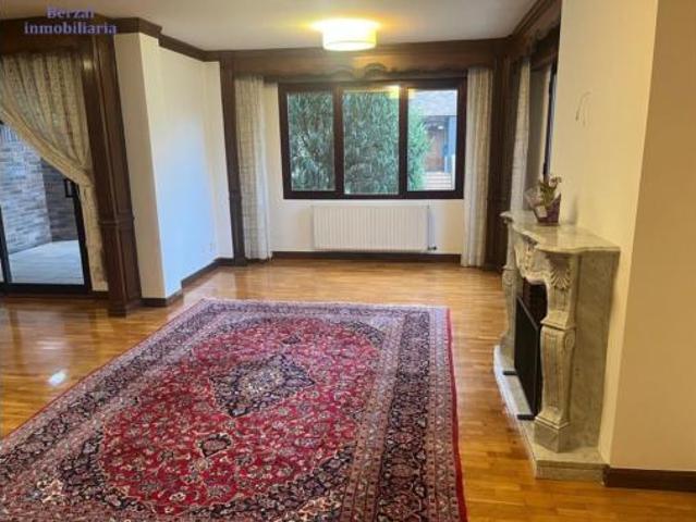 Chalet en venta en Las Gaunas, Logroño