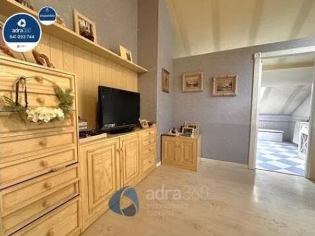 Chalet en venta en Montesoria, Logroño