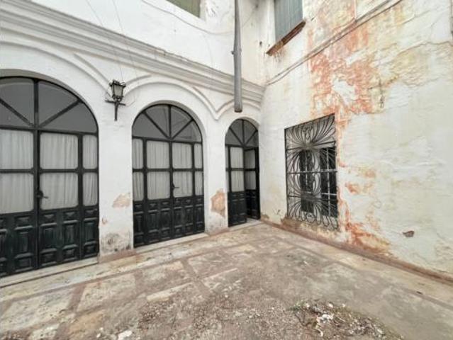 Chalet en venta en Lora Del Río, Andalucía
