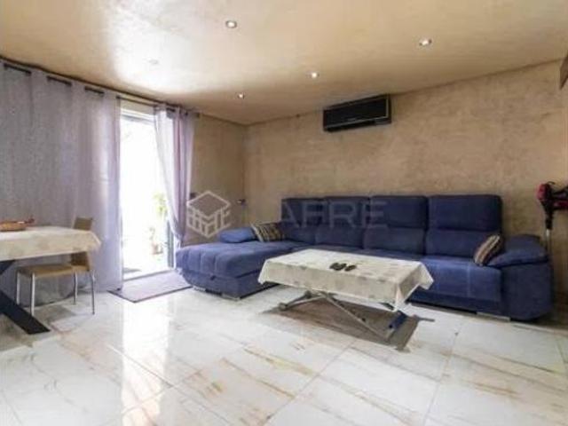Chalet en venta en Orcasitas, Madrid