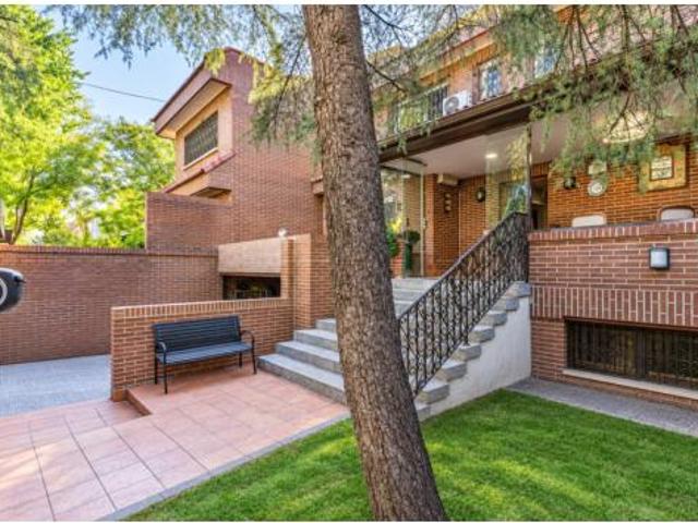 Chalet en venta en Hortaleza, Madrid