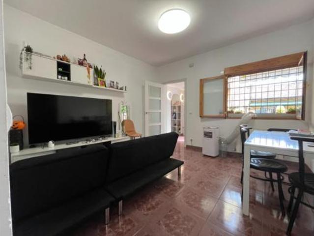 Chalet en venta en San Fermín, Madrid
