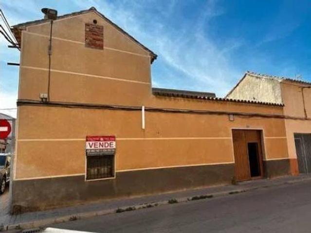 Chalet en venta en Madridejos, Castilla-La Mancha