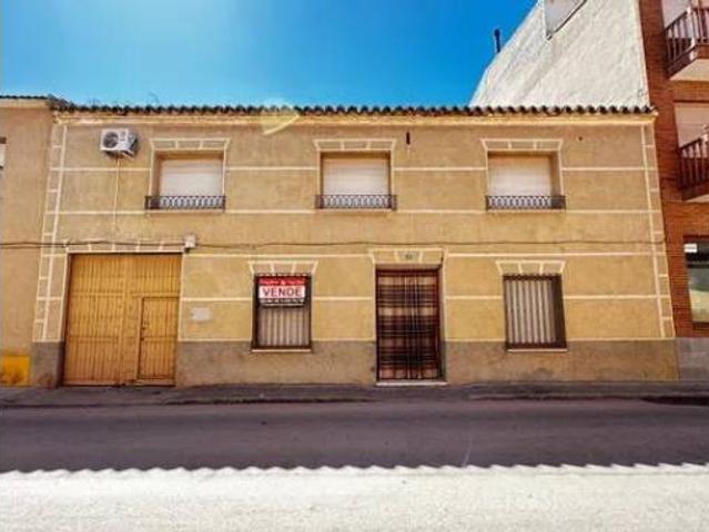 Chalet en venta en Madridejos, Castilla-La Mancha