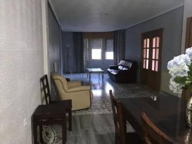 Chalet en venta en Madrigueras, Castilla-La Mancha