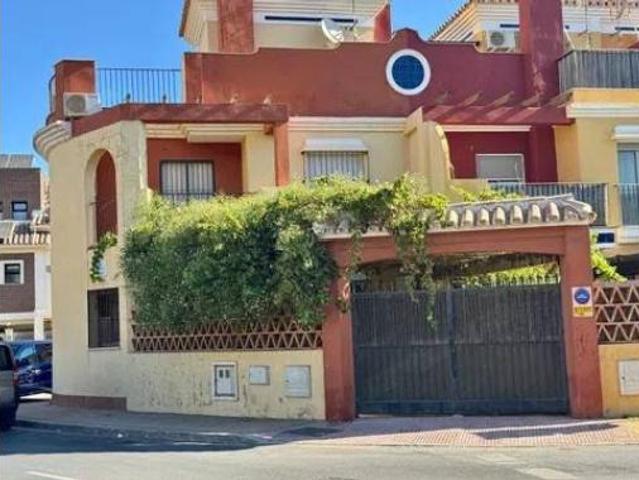 Chalet en venta en Churriana, Málaga-Costa del Sol