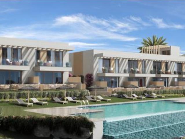 Chalet en venta en Castillo de la Duquesa, Costa del Sol Occidental