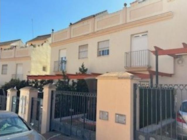 Chalet en venta en Castillo de la Duquesa, Costa del Sol Occidental