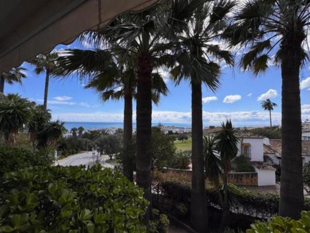 Chalet en venta en Castillo de la Duquesa, Costa del Sol Occidental