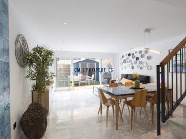 Chalet en venta en Molí de Daroqui, Manises