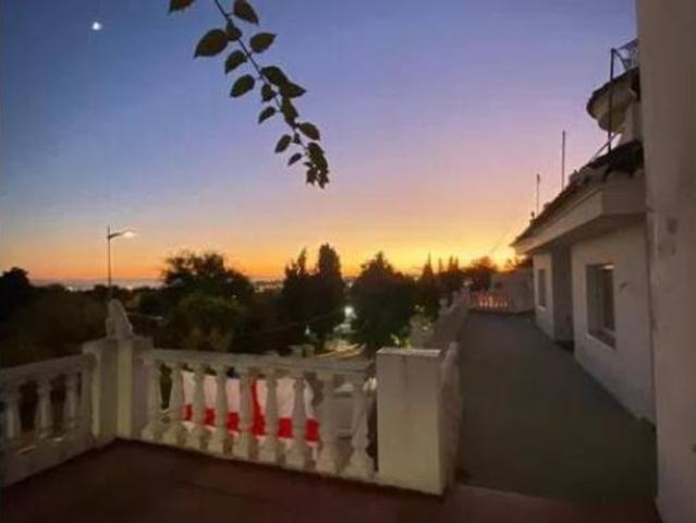 Chalet en venta en Nueva Andalucía, Costa del Sol Occidental